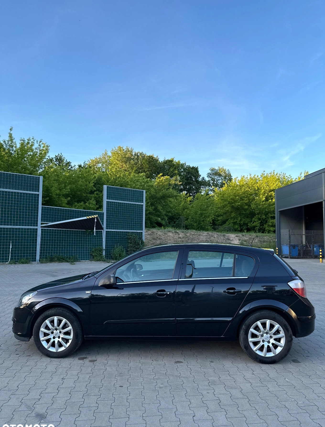 Opel Astra cena 8900 przebieg: 279000, rok produkcji 2004 z Wąchock małe 232